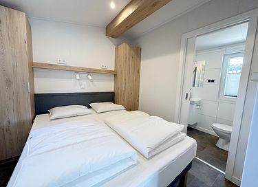 tiny house avec vue sur l'eau - 9