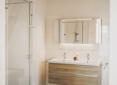 Exclusief genieten in Friesland met uitzicht - 33