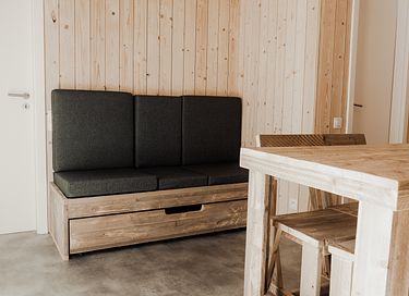 Stilvolle Lodge aus Holz für 4 Personen - 8