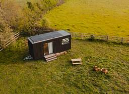 Tiny house