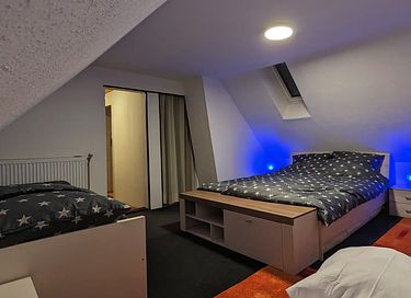 Group house with an entertainment room and a sauna - 33