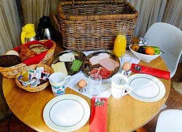 Special stay in a thatch igloo - 15