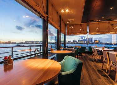 Hotel met uitzicht op de Nieuwe Maas - 7