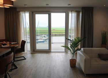 Apartment with heated balcony on the harbor - 18