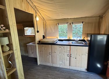 Luxe 2-persoons safaritent met hottub - 6