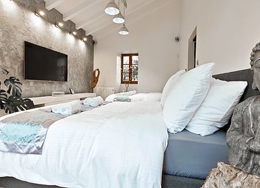 Rustig gelegen villa met zwembad en spa - 19