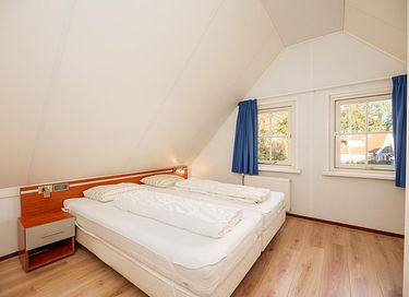 Vakantiehuis met trampoline en royale tuin - 11