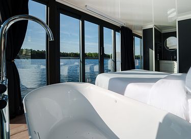 Luxe watersuite met bubbelbad  - 2