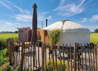 Knusse yurt met houtkachel en privé sanitair - 12