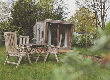 Tiny house à l'ambiance unique dans les bois