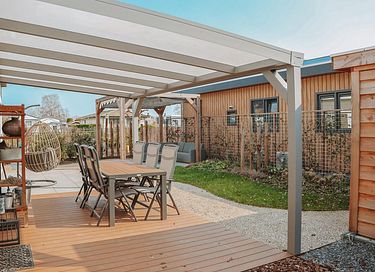 Chalet moderne avec terrasse couverte - 18