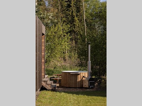 Lodge romantique avec bain à remous privé - 2