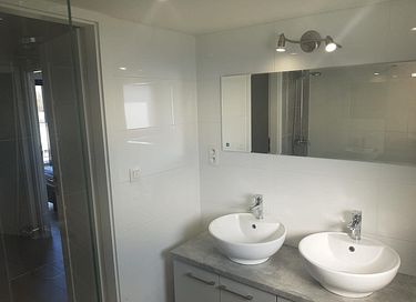 Modern holiday home for 6 people - 8
