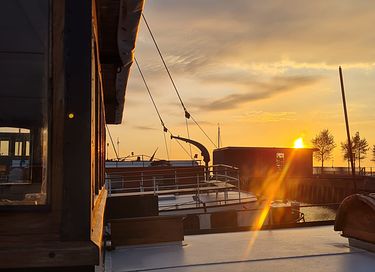 Charmante kapiteinshut op historisch schip - 16