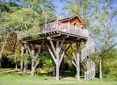 Sleeping Among the Tree Tops in a Wooden Castle - 3