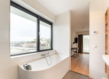 Unique 8-person villa on the waterfront - 14