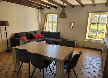 Coach house at the most beautiful castle in Limburg - 10