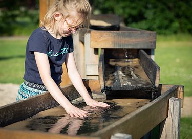 Luxe familielodge met hottub in Twente - 32