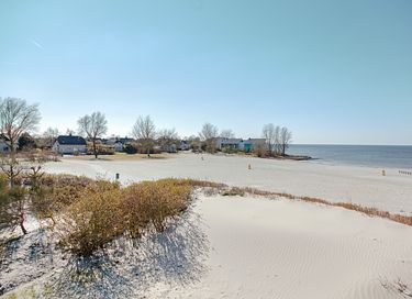 Beach house on the IJsselmeer - 35