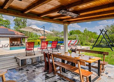 Waterfront villa with pool, sauna and jacuzzi - 21
