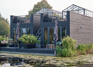 Bijzonder overnachten op het water
