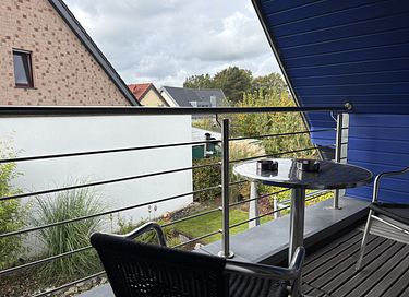 Spacious upstairs apartment in a rural setting - 2