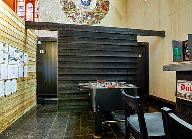 Logement de groupe unique (12p) dans une église - 23