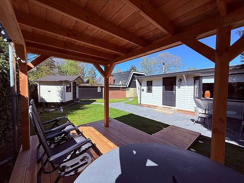 Chalet mit Whirlpool und geschlossenem Garten - 2