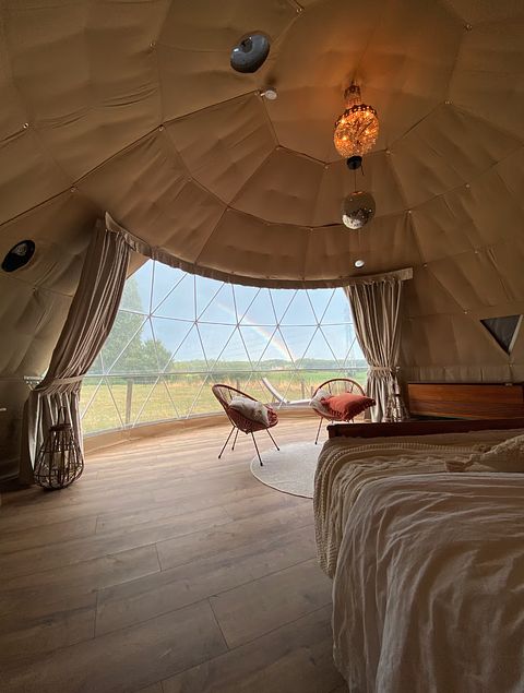 Glamping dome met hottub en uitzicht - 4