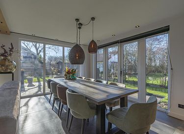 Rummelig og luksuriøs villa tæt på havet - 10