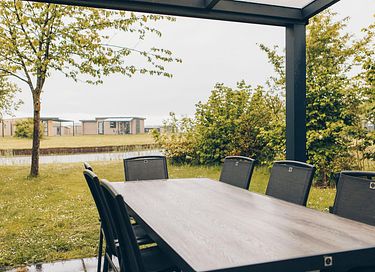 Generous bungalow for a family getaway - 2