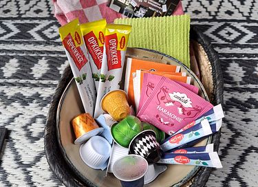 Belle yourte sur un mini camping confortable - 10