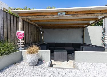 Spacious holiday home with hot tub and garden - 38