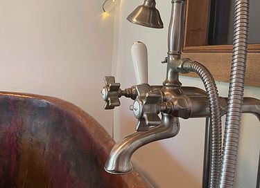 Glamping dome met hottub en uitzicht - 18