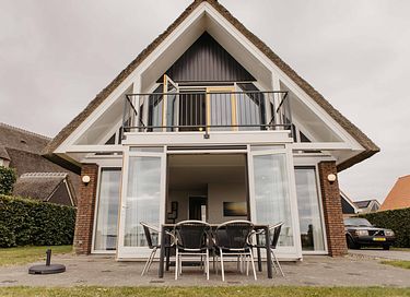 Detached house with panoramic views - 25