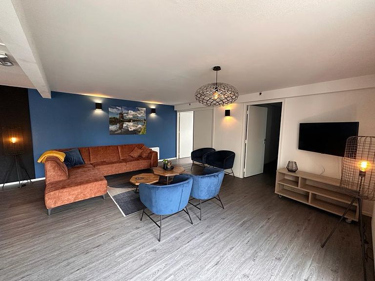 Group accommodation (12p) on a nice park - 1
