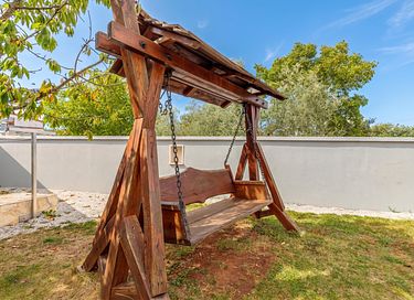 Group accommodation with private pool - 38