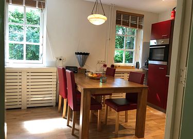B&B suite with hot tub and sauna - 22