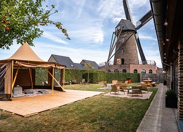 Group accommodation in a historical windmill