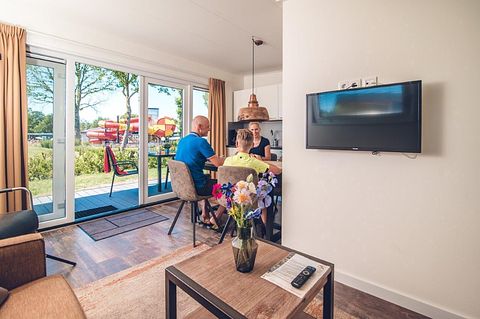 Kleurig chalet voor 4 personen in Gelderland - 3