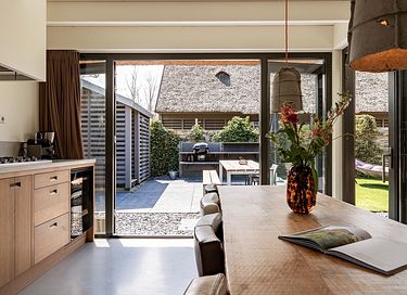 Luxe vakantiehuis met sauna en buitenkeuken - 11