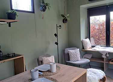 Tiny house in greenery - 11
