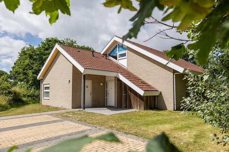 Rustig gelegen familievilla in de duinen - 1
