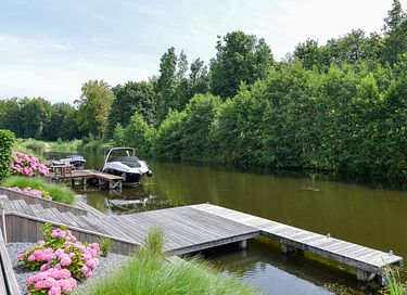 Villa met jacuzzi aan het water - 42