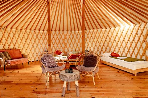Uniek overnachten in een comfortabele Yurt - 3
