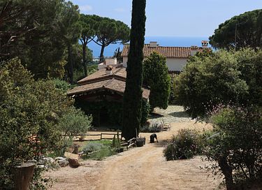 Natuurcabin aan kust Barcelona met zeezicht - 47