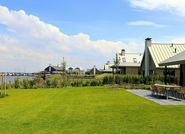 Wasservilla mit Terrasse und schöner Aussicht - 3