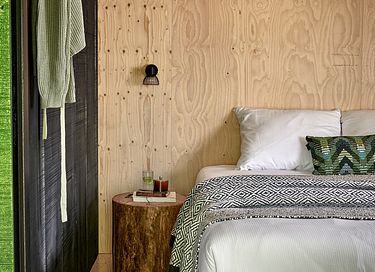Beautiful forest cabin in small vacation park - 16
