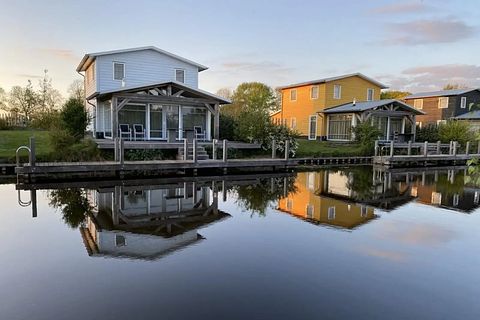 6-person vacation villa with swimming jetty - 2
