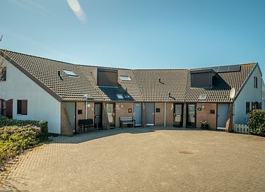 Bungalow (4p) near the water in Zeeland - 2